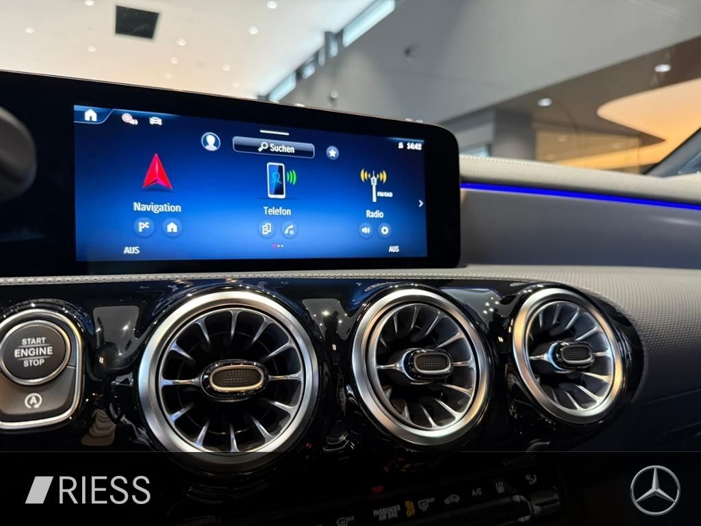 Mercedes-Benz CLA 200 2026