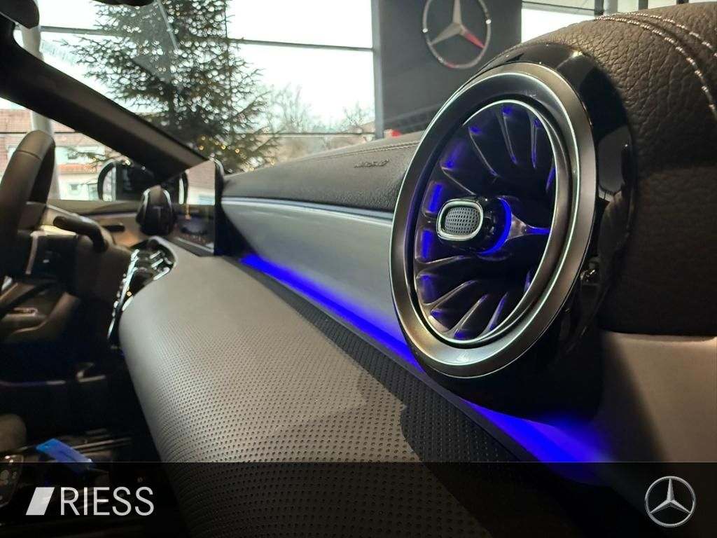 Mercedes-Benz CLA 200 2026