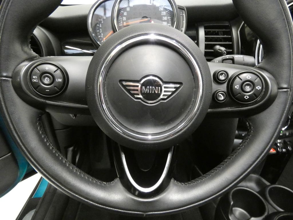 MINI Cooper 2018