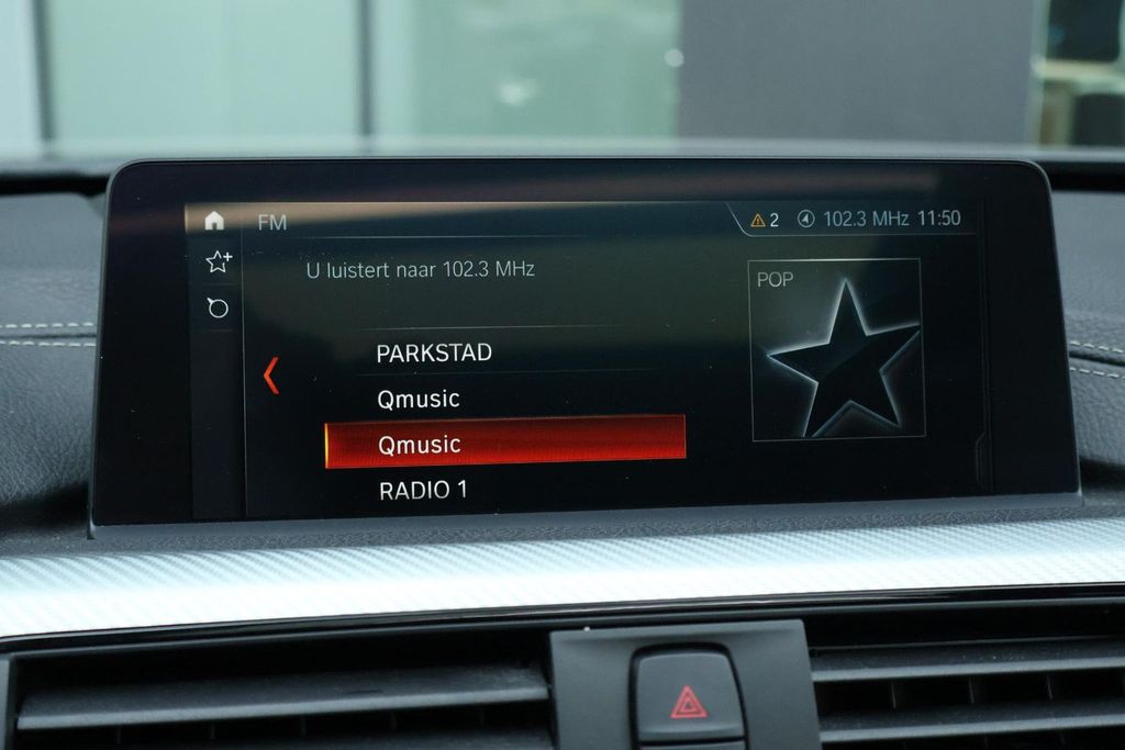 BMW 318 2019