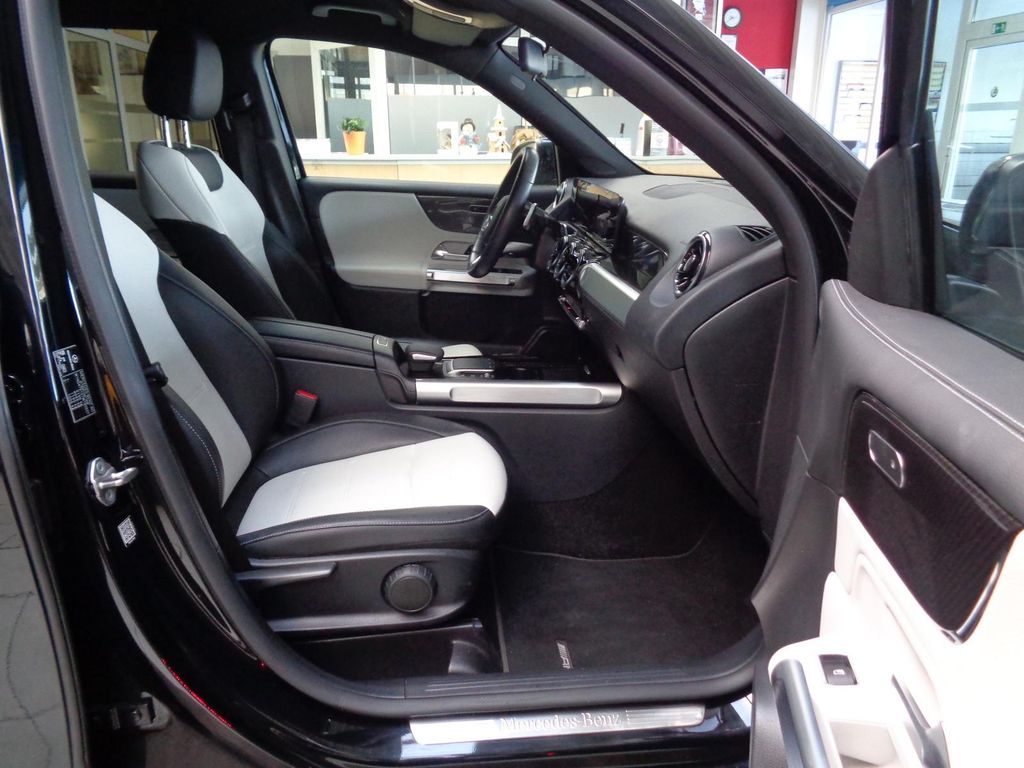 Mercedes-Benz GLB 200 2022