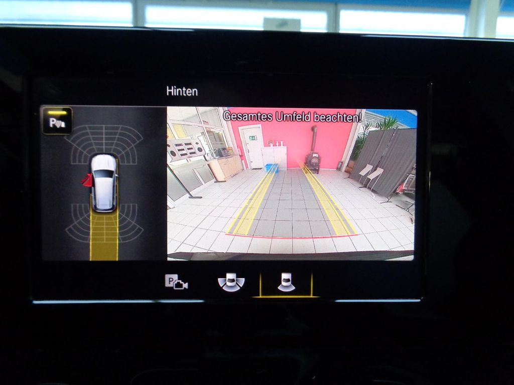 Mercedes-Benz GLB 200 2022