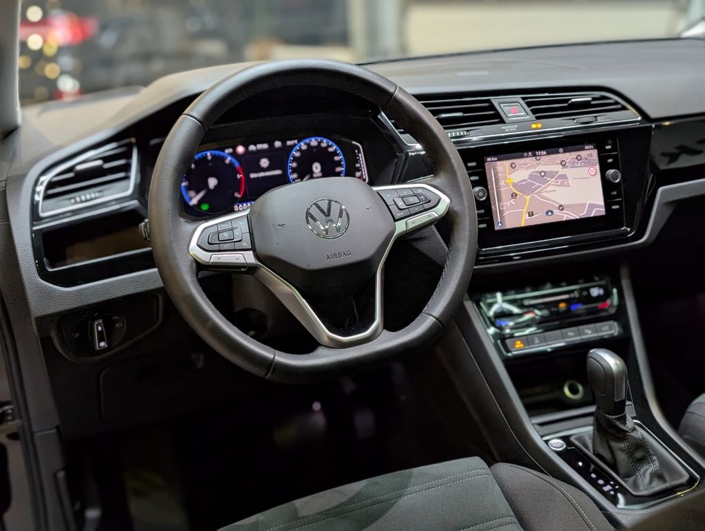 Volkswagen Touran 2025