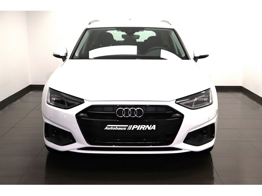 Audi A4 2023