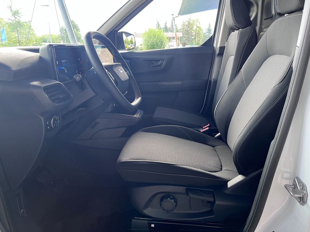 Ford Transit Courier 2025