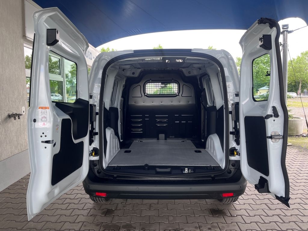 Ford Transit Courier 2025