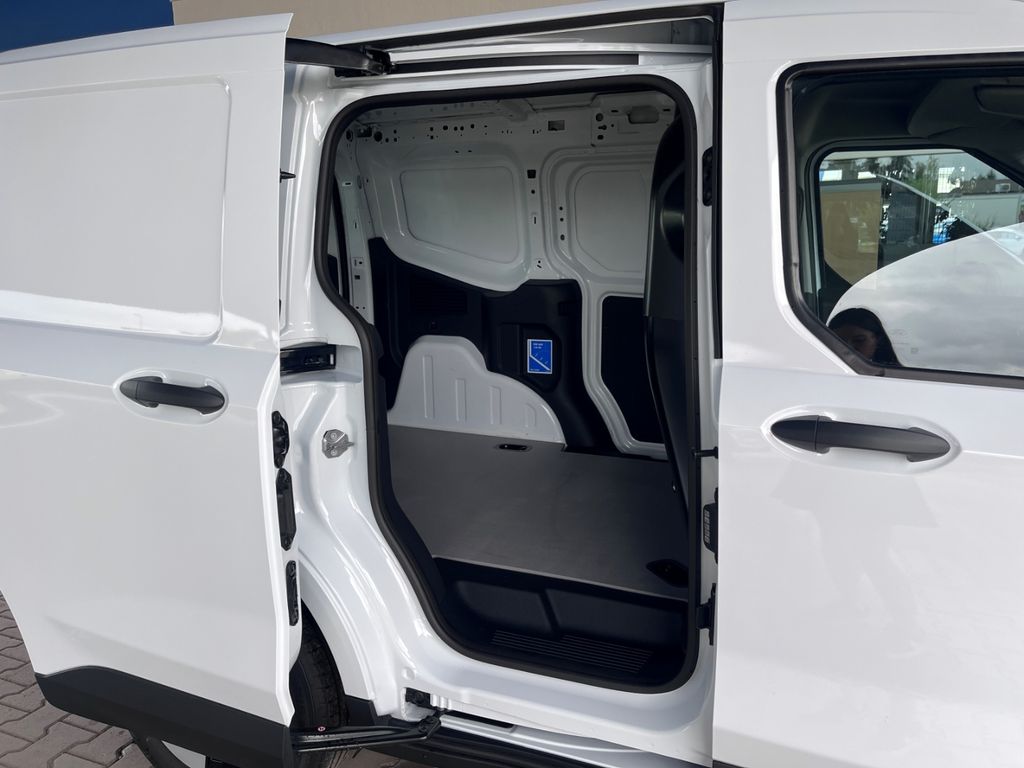 Ford Transit Courier 2025