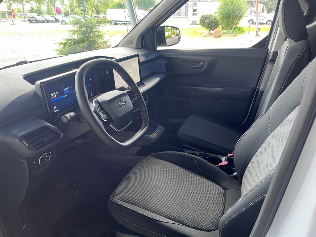 Ford Transit Courier 2025