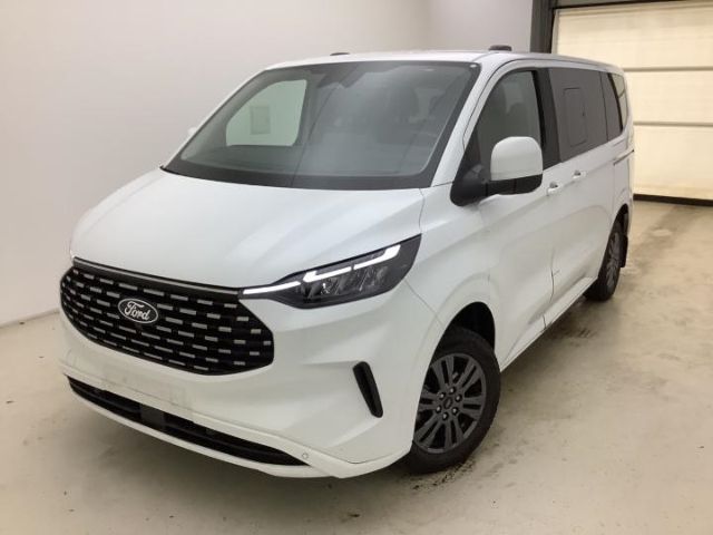 Ford Tourneo Custom 2025