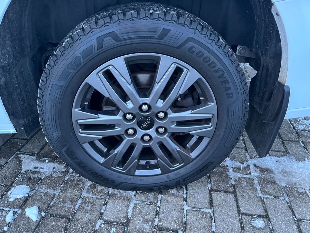 Ford Tourneo Custom 2024