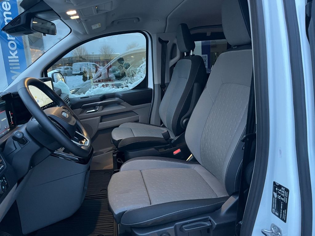 Ford Tourneo Custom 2024