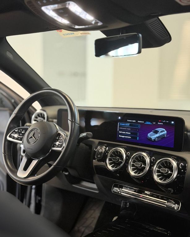 Mercedes-Benz A 180 2023