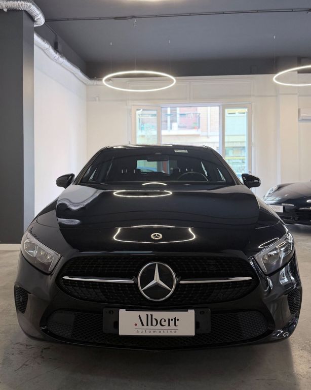 Mercedes-Benz A 180 2023