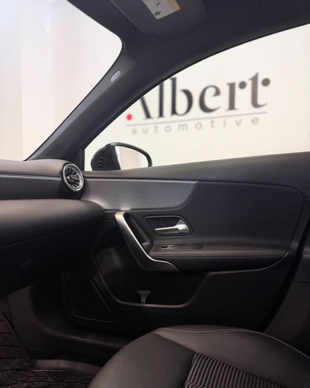 Mercedes-Benz A 180 2023