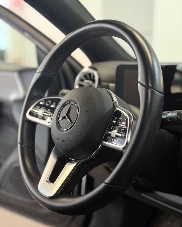 Mercedes-Benz A 180 2023