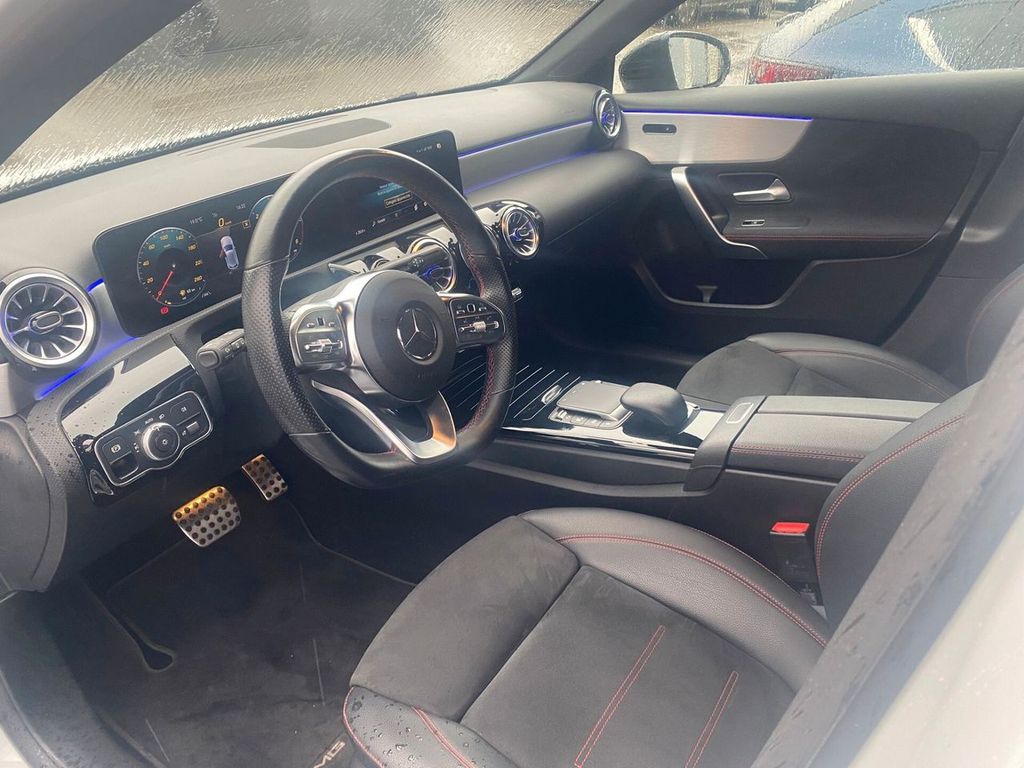 Mercedes-Benz A 200 2021