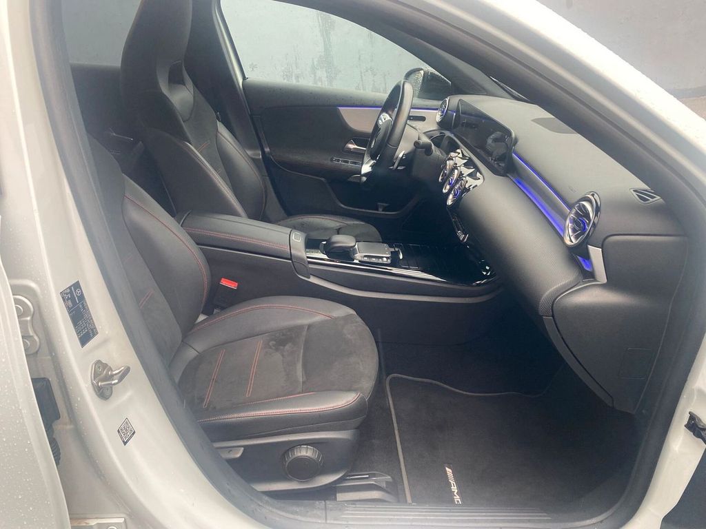 Mercedes-Benz A 200 2021