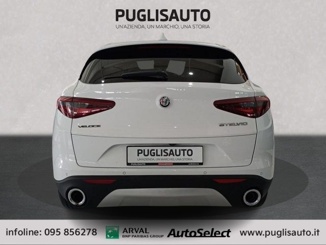 Alfa Romeo Stelvio 2021