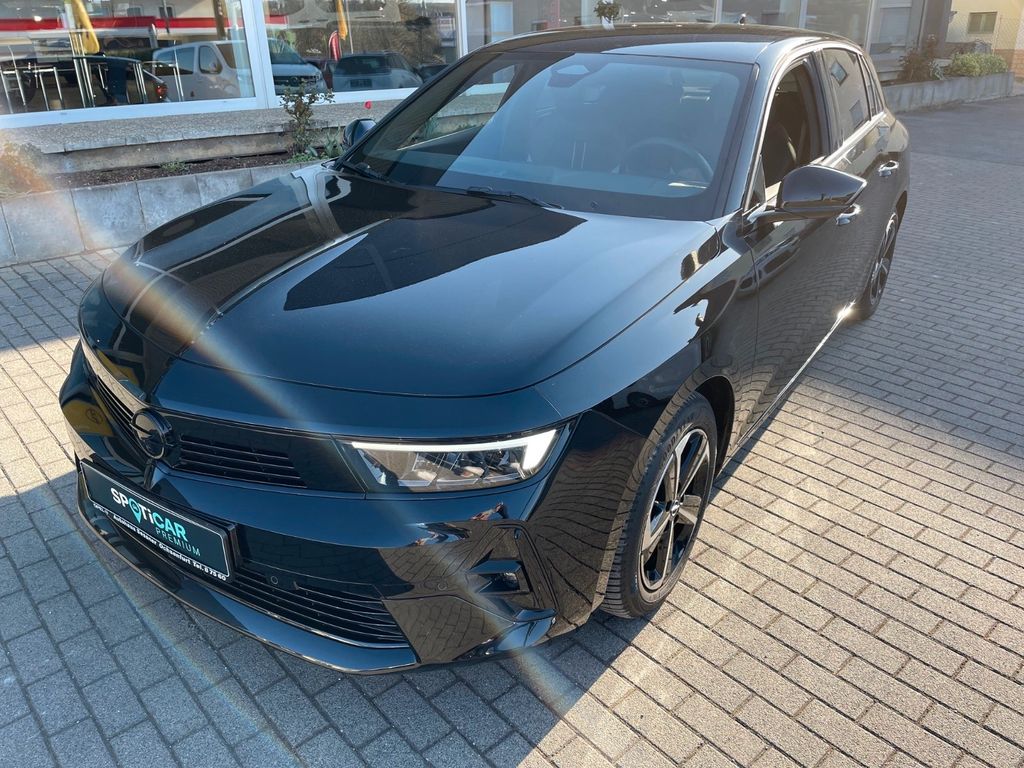 Opel Astra 2024