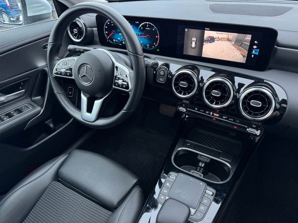 Mercedes-Benz CLA 200 2021