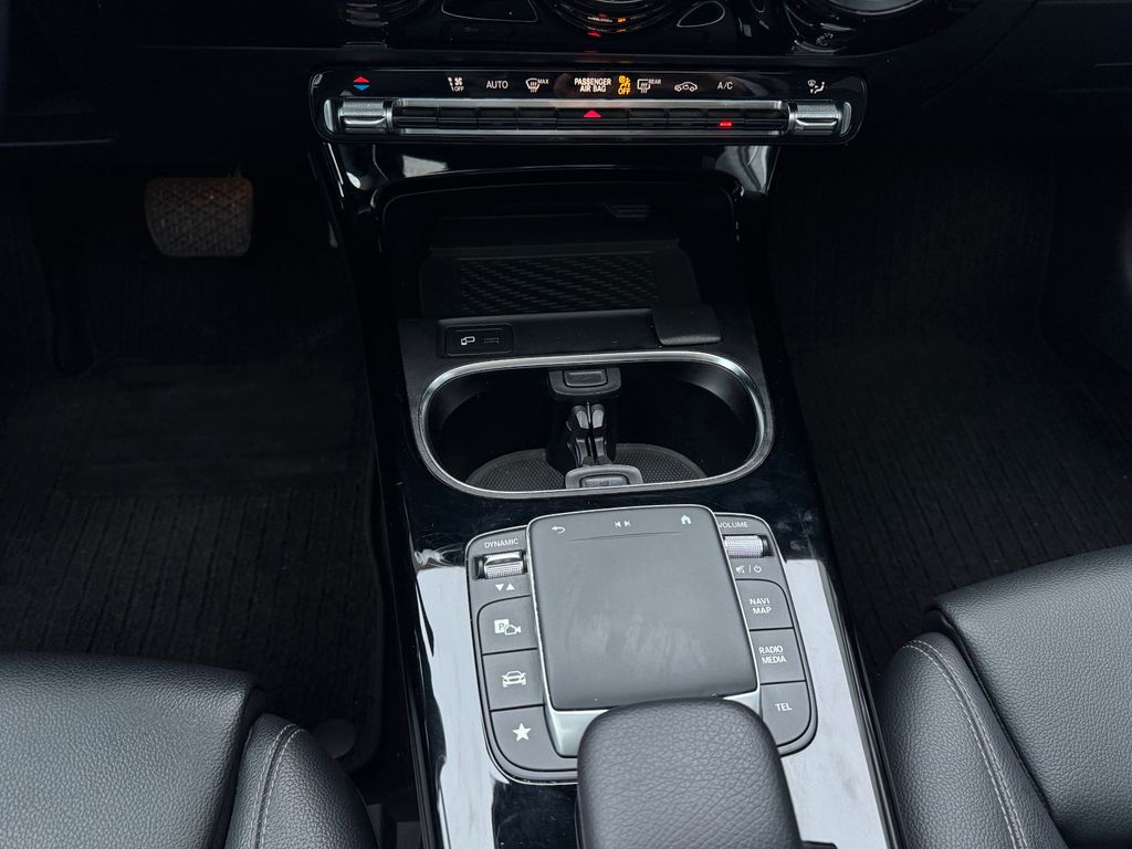 Mercedes-Benz CLA 200 2021