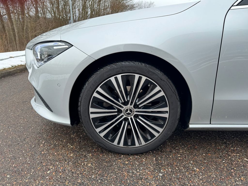 Mercedes-Benz CLA 200 2021