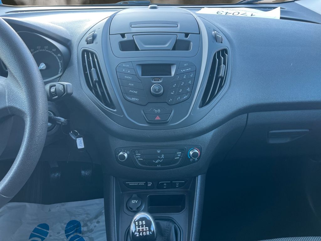 Ford Transit Courier 2020