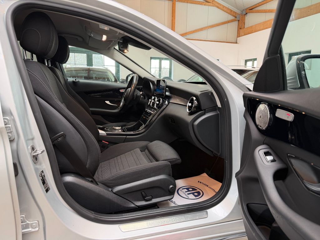 Mercedes-Benz C 200 2021