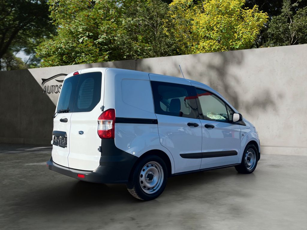 Ford Transit Courier 2020