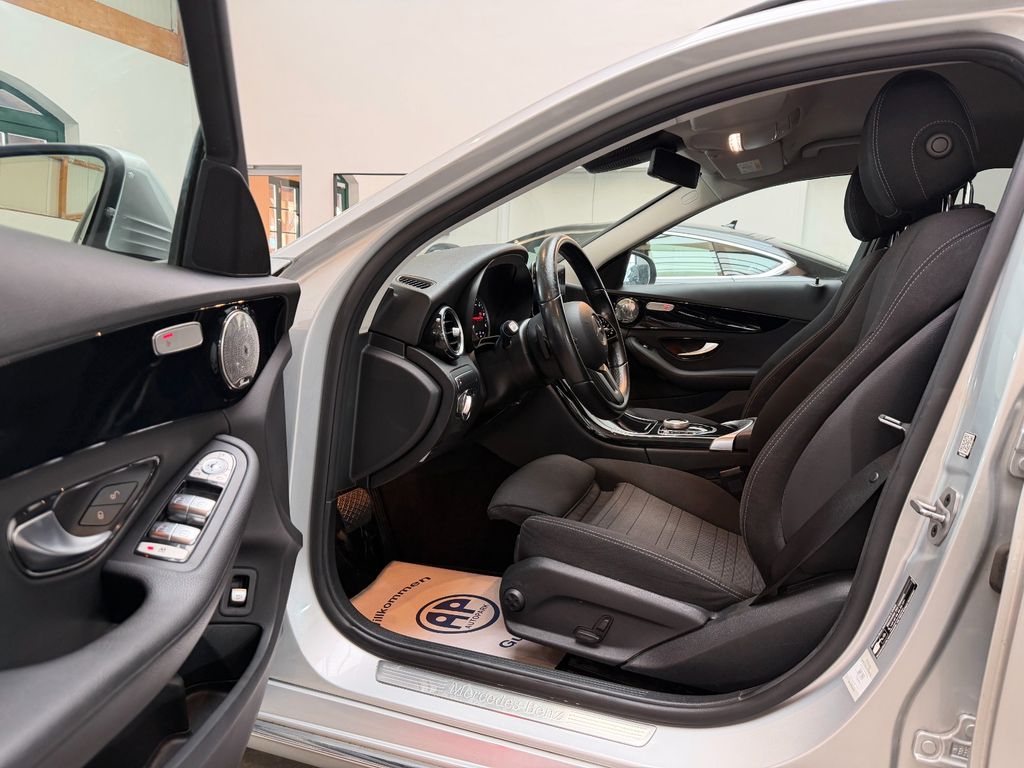 Mercedes-Benz C 200 2021