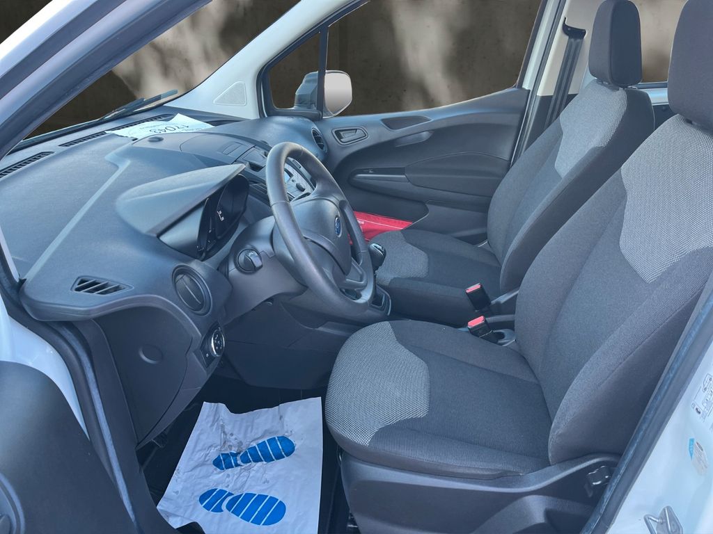Ford Transit Courier 2020