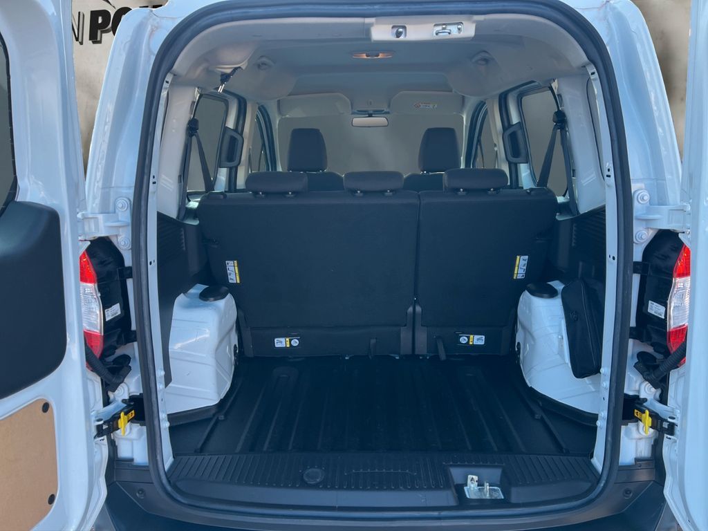 Ford Transit Courier 2020