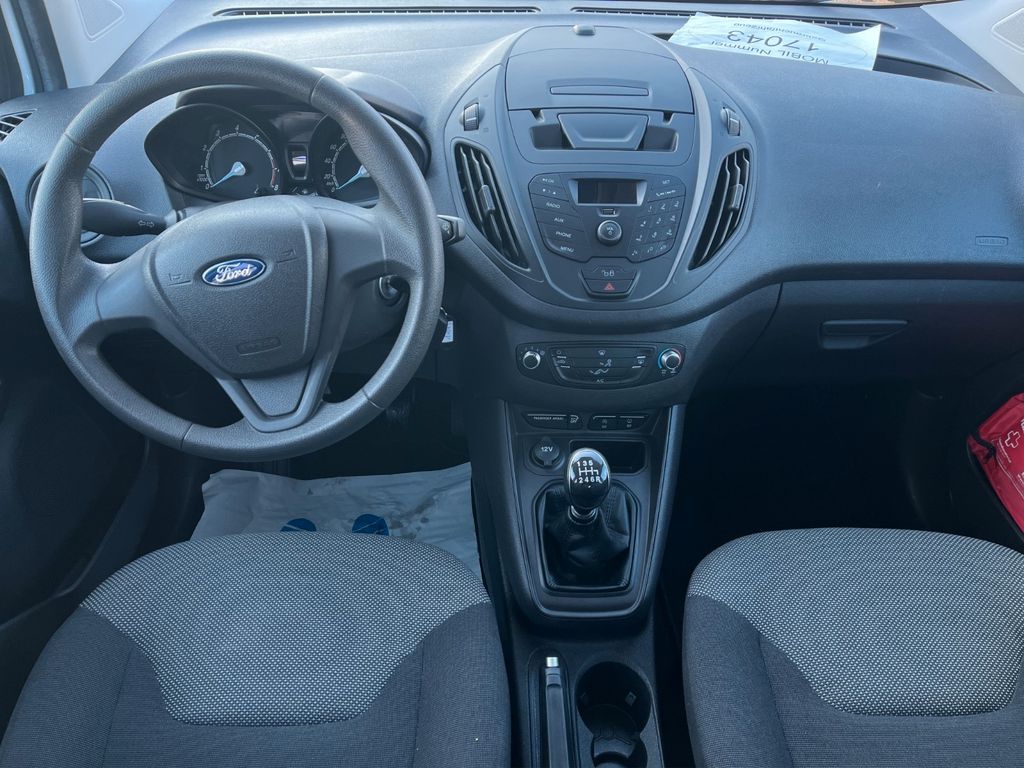 Ford Transit Courier 2020