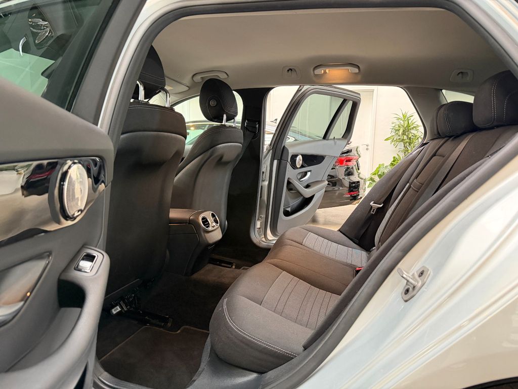 Mercedes-Benz C 200 2021