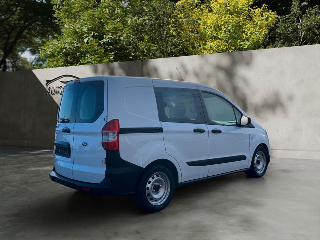 Ford Transit Courier 2020