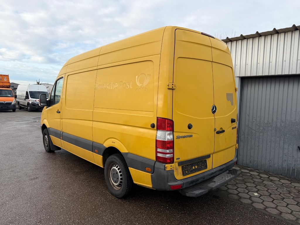 Mercedes-Benz Sprinter 2011