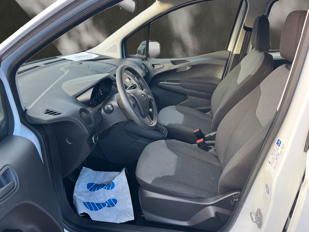 Ford Transit Courier 2020