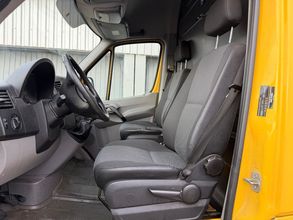 Mercedes-Benz Sprinter 2011