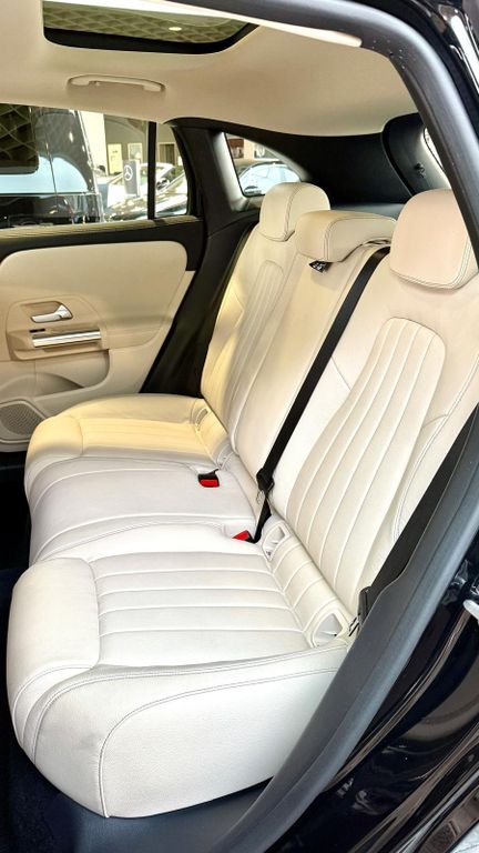 Mercedes-Benz GLA 200 2020