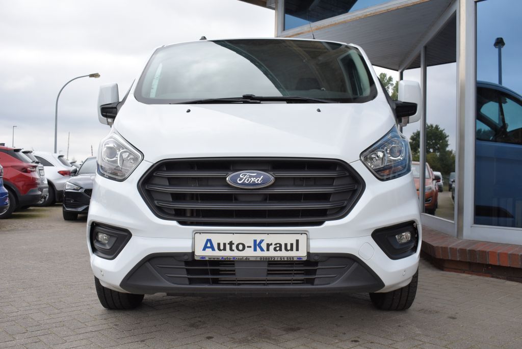 Ford Tourneo Custom 2021