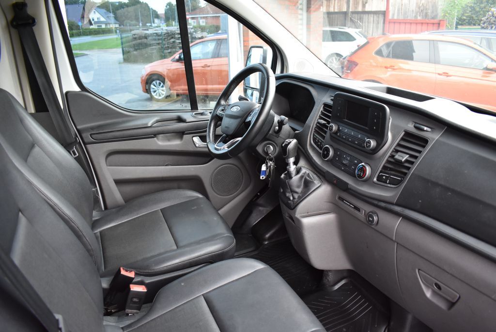 Ford Tourneo Custom 2021