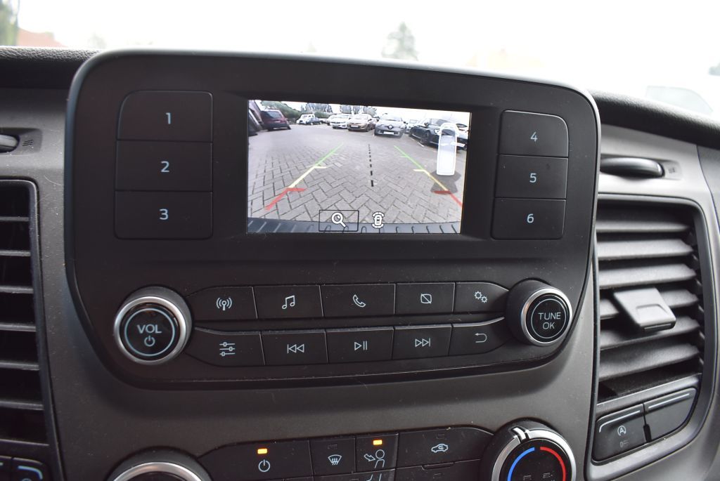 Ford Tourneo Custom 2021