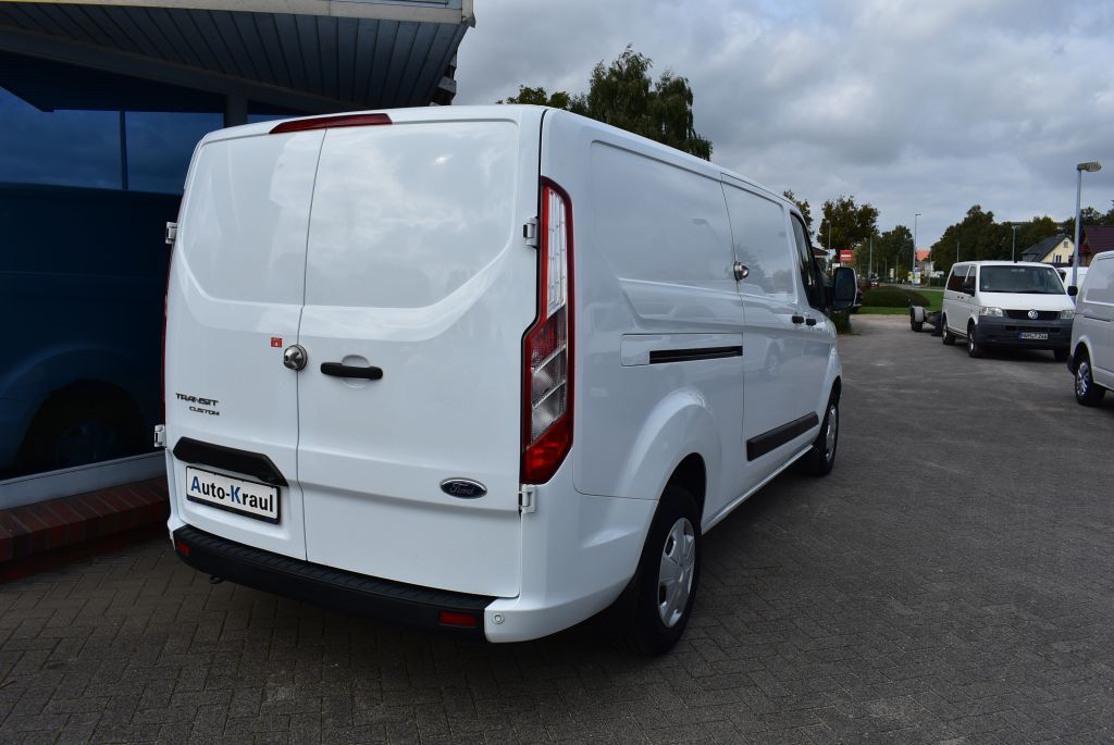 Ford Tourneo Custom 2021