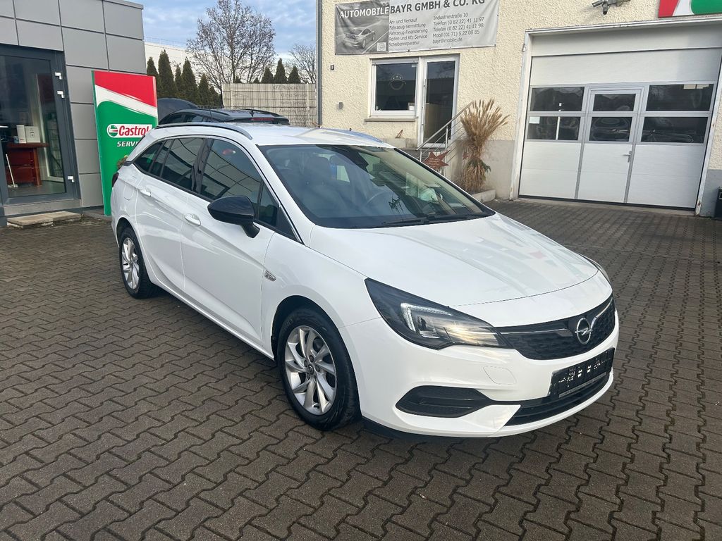 Opel Astra 2022