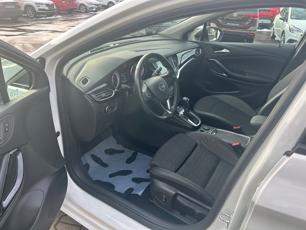 Opel Astra 2022