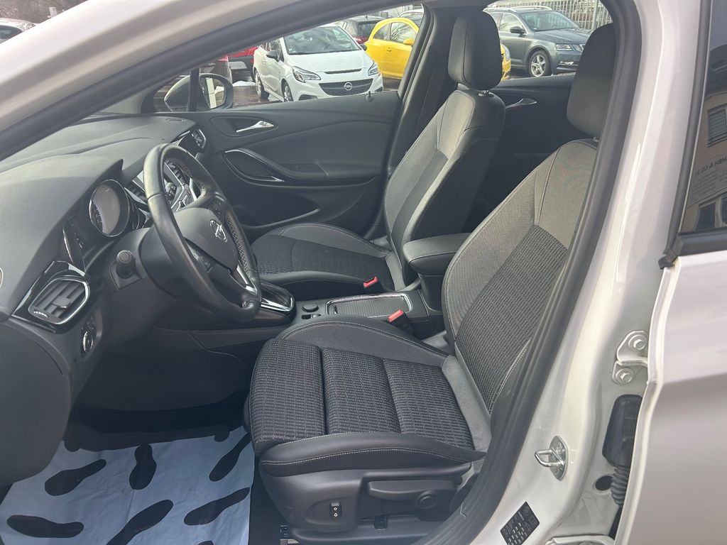 Opel Astra 2022