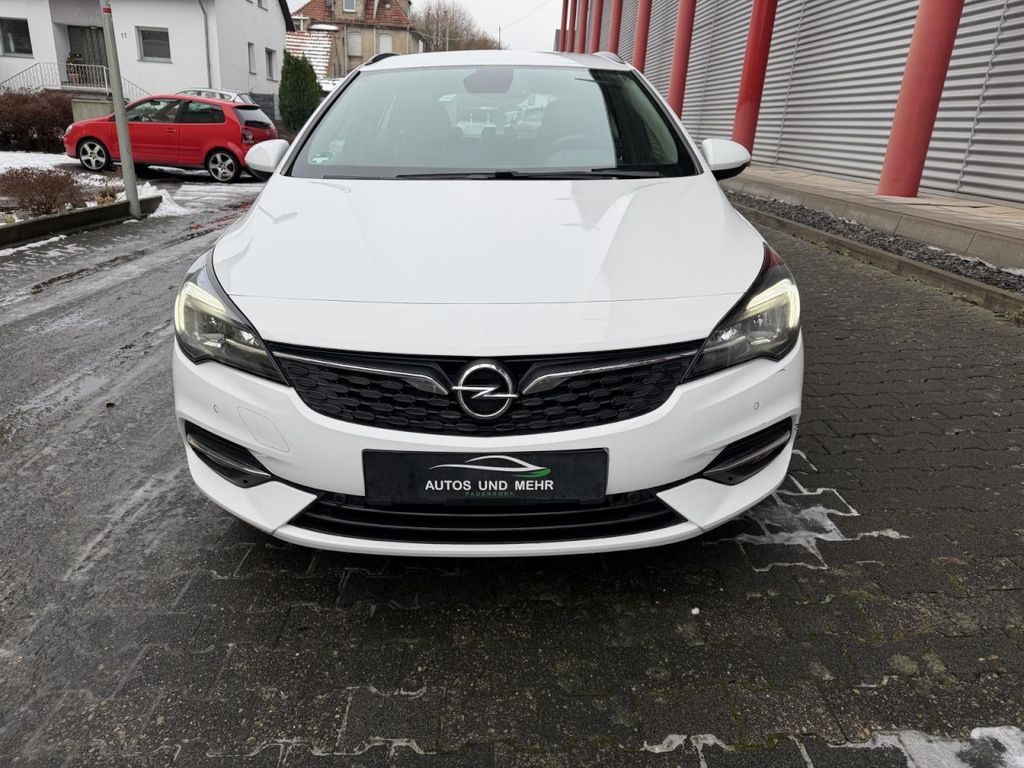 Opel Astra 2021