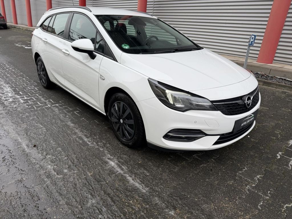 Opel Astra 2021