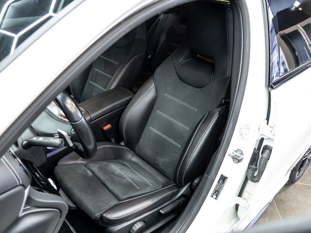 Mercedes-Benz A 250 2021