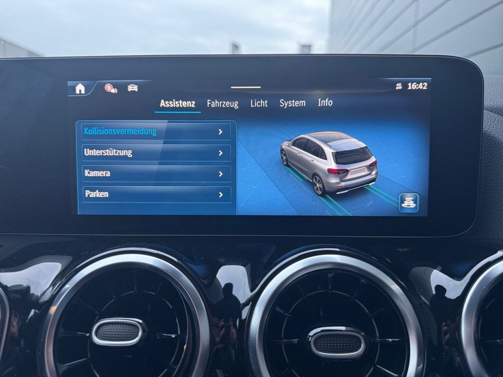 Mercedes-Benz B 200 2024